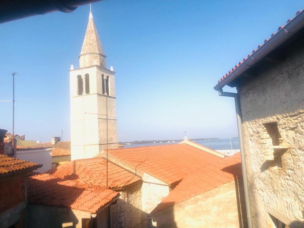 Istrian Stone House In The Heart Of The Beautiful Fishing Village Fazana - Only Few Steps From The Sea And The Wonderful Beach - Incl Plasma-Quad-Plus-Filter Against C O V I D エクステリア 写真