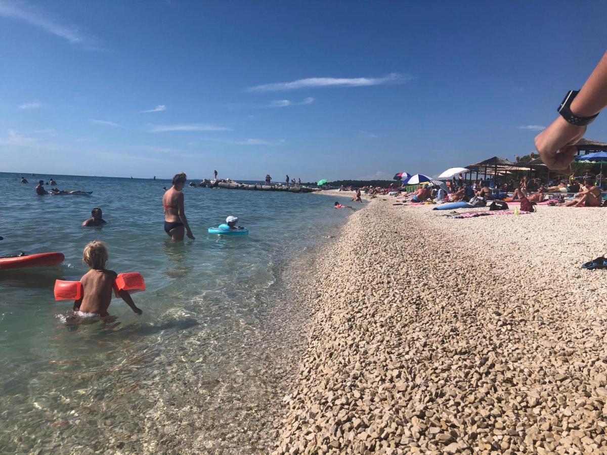 Istrian Stone House In The Heart Of The Beautiful Fishing Village Fazana - Only Few Steps From The Sea And The Wonderful Beach - Incl Plasma-Quad-Plus-Filter Against C O V I D エクステリア 写真