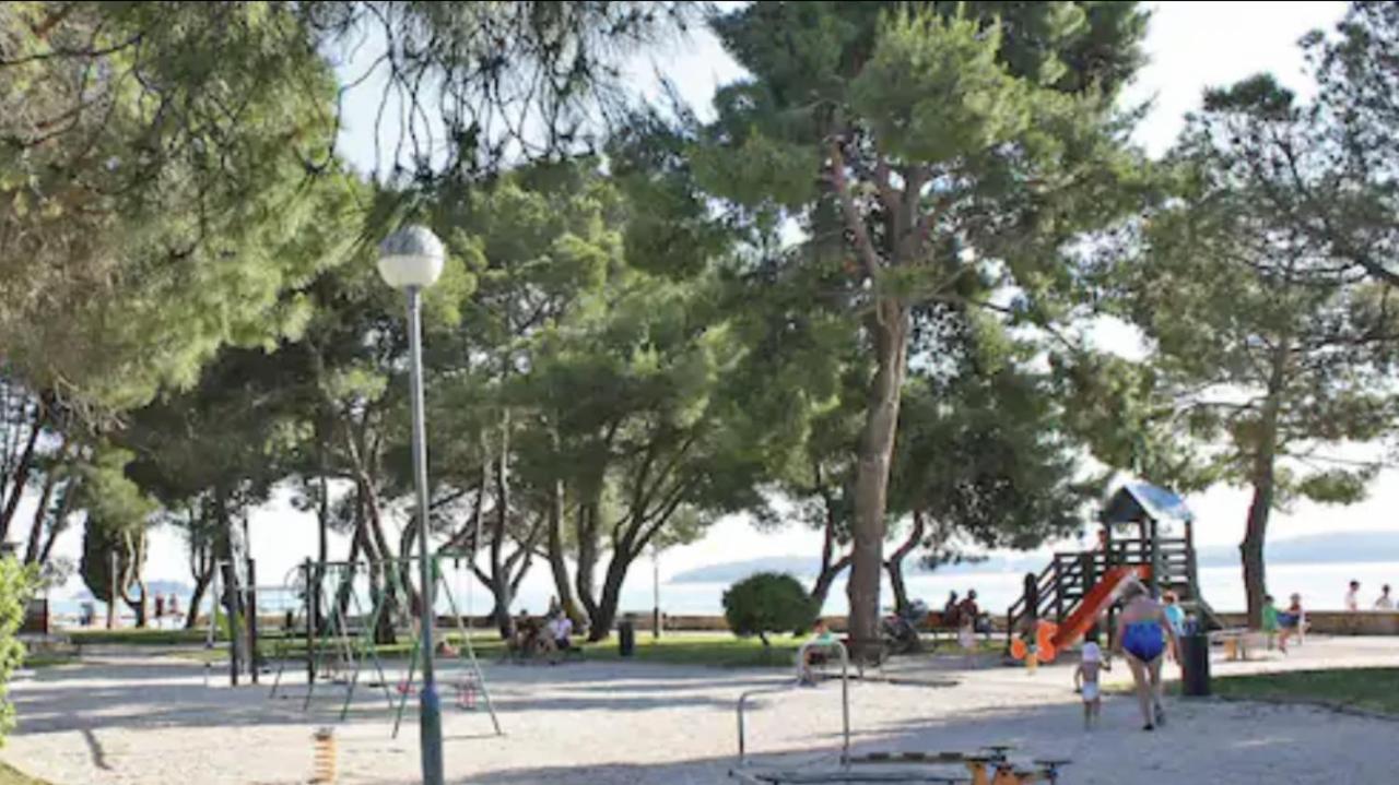 Istrian Stone House In The Heart Of The Beautiful Fishing Village Fazana - Only Few Steps From The Sea And The Wonderful Beach - Incl Plasma-Quad-Plus-Filter Against C O V I D エクステリア 写真