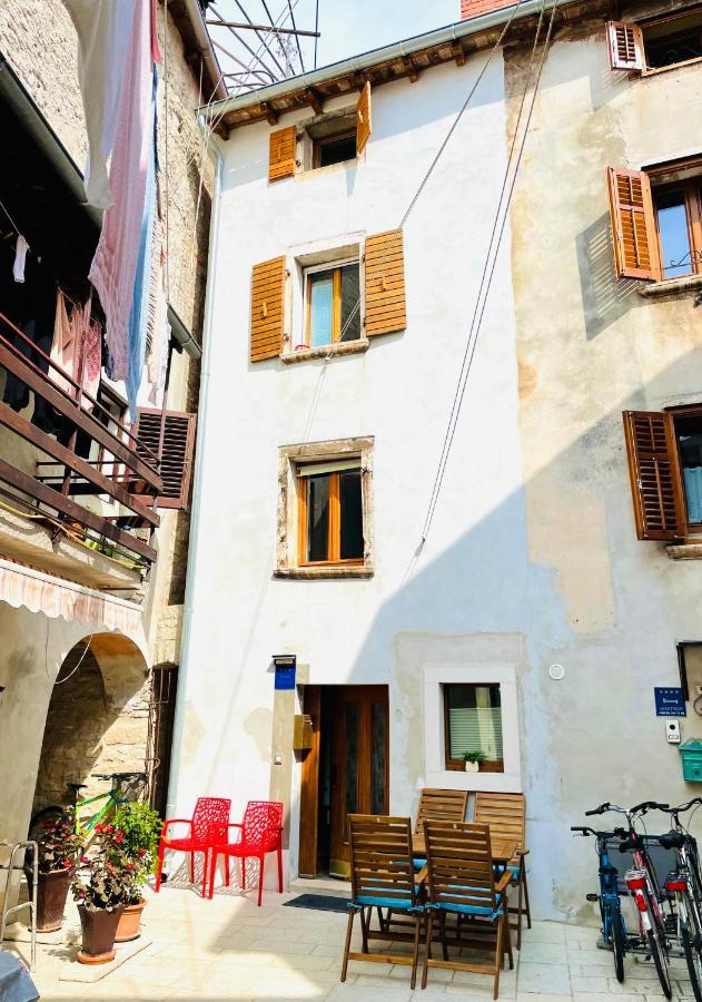 Istrian Stone House In The Heart Of The Beautiful Fishing Village Fazana - Only Few Steps From The Sea And The Wonderful Beach - Incl Plasma-Quad-Plus-Filter Against C O V I D エクステリア 写真